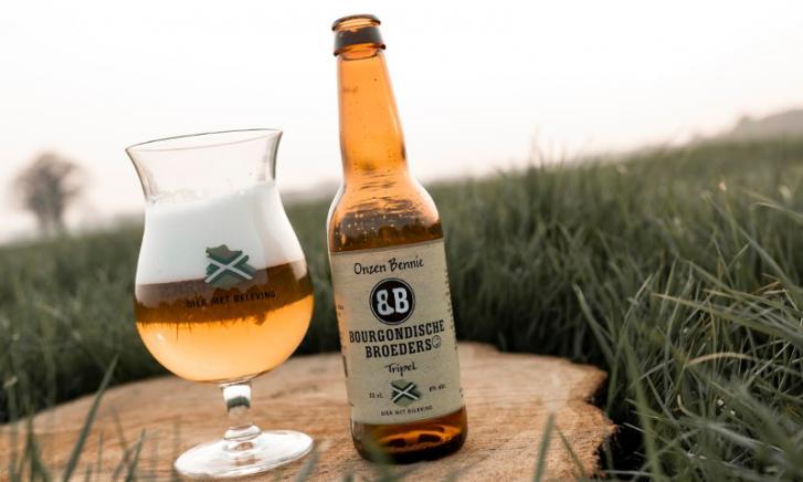 Onzen Bennie Tripel glas en flesje